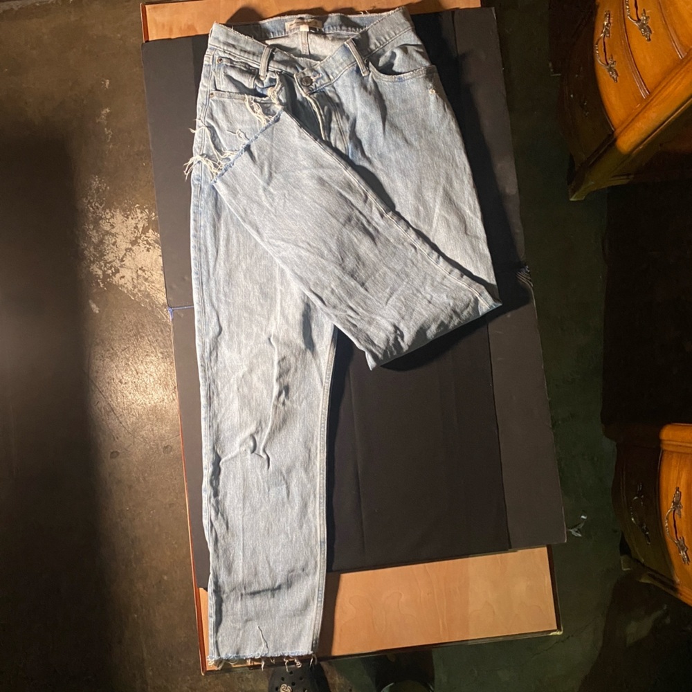 Abercrombie & Fitch The Dad High Rise Straight Leg Jean 26/2r